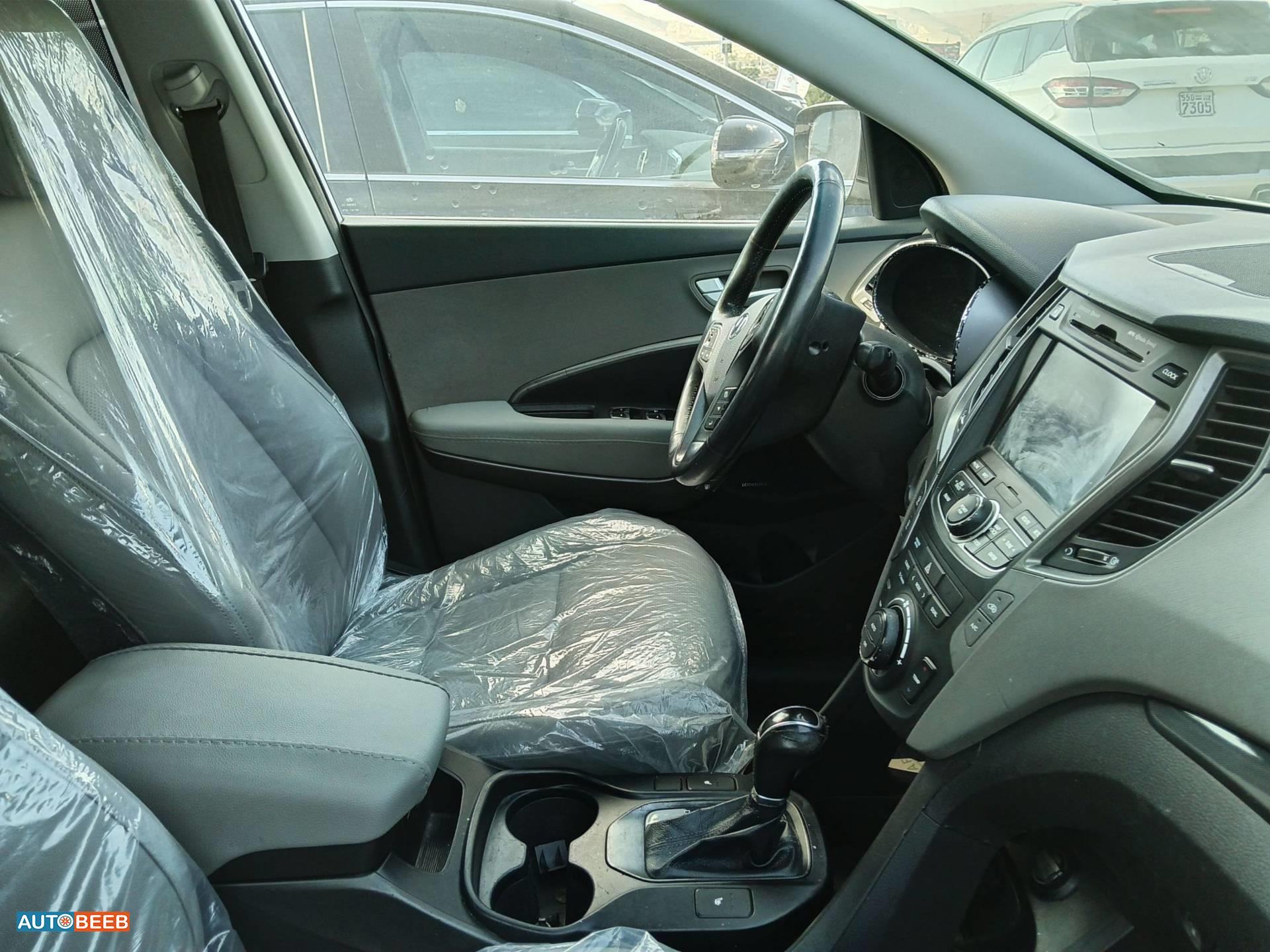 Hyundai Santa Fe 2013