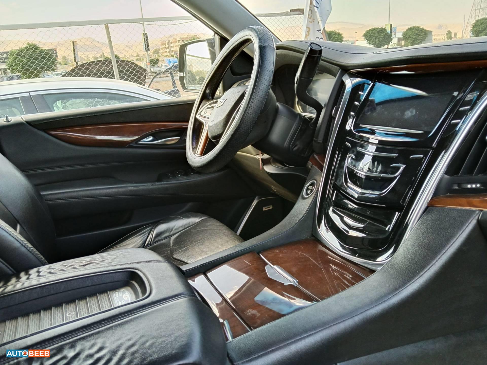 Cadillac Escalade 2018
