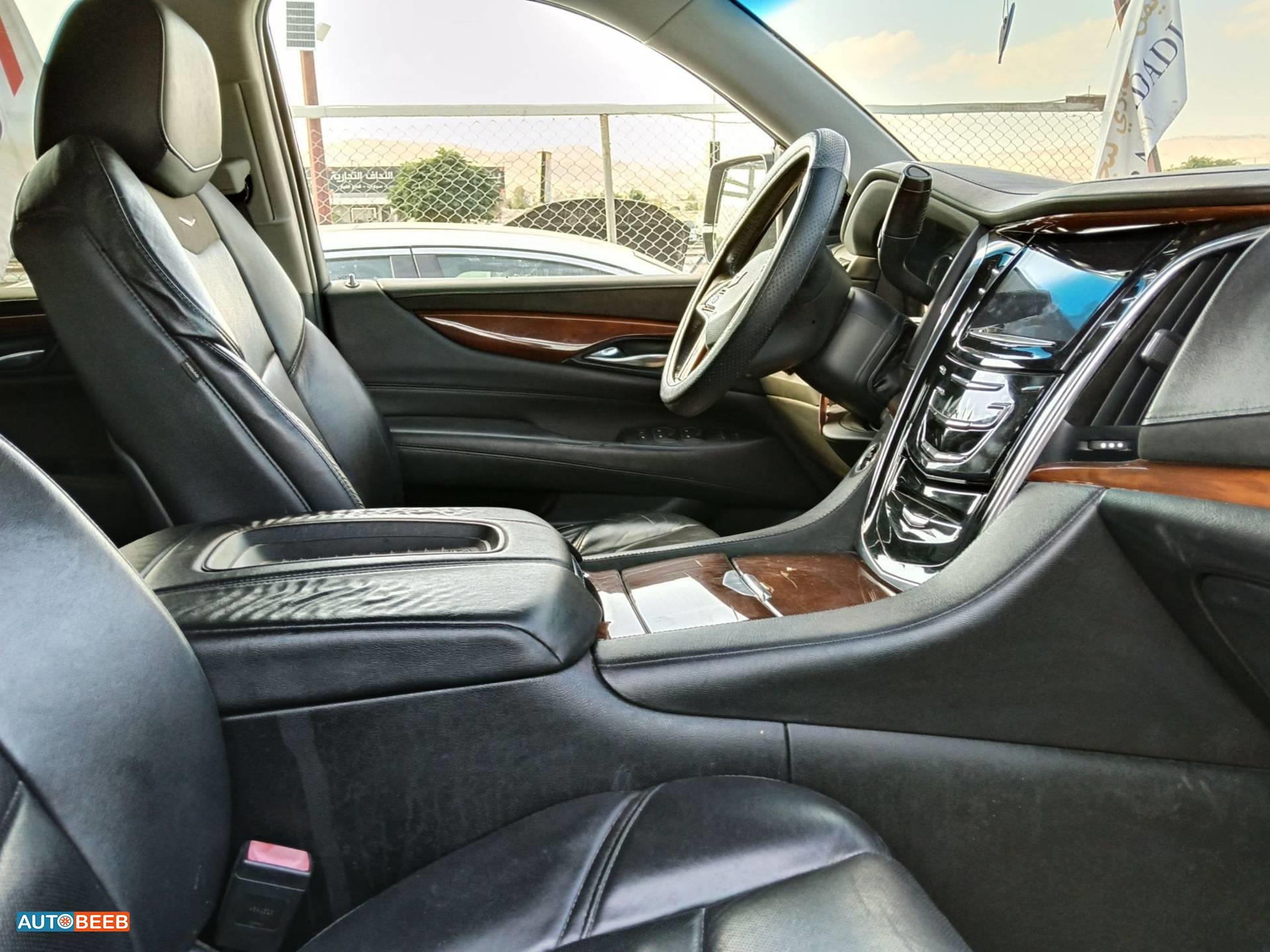 Cadillac Escalade 2018