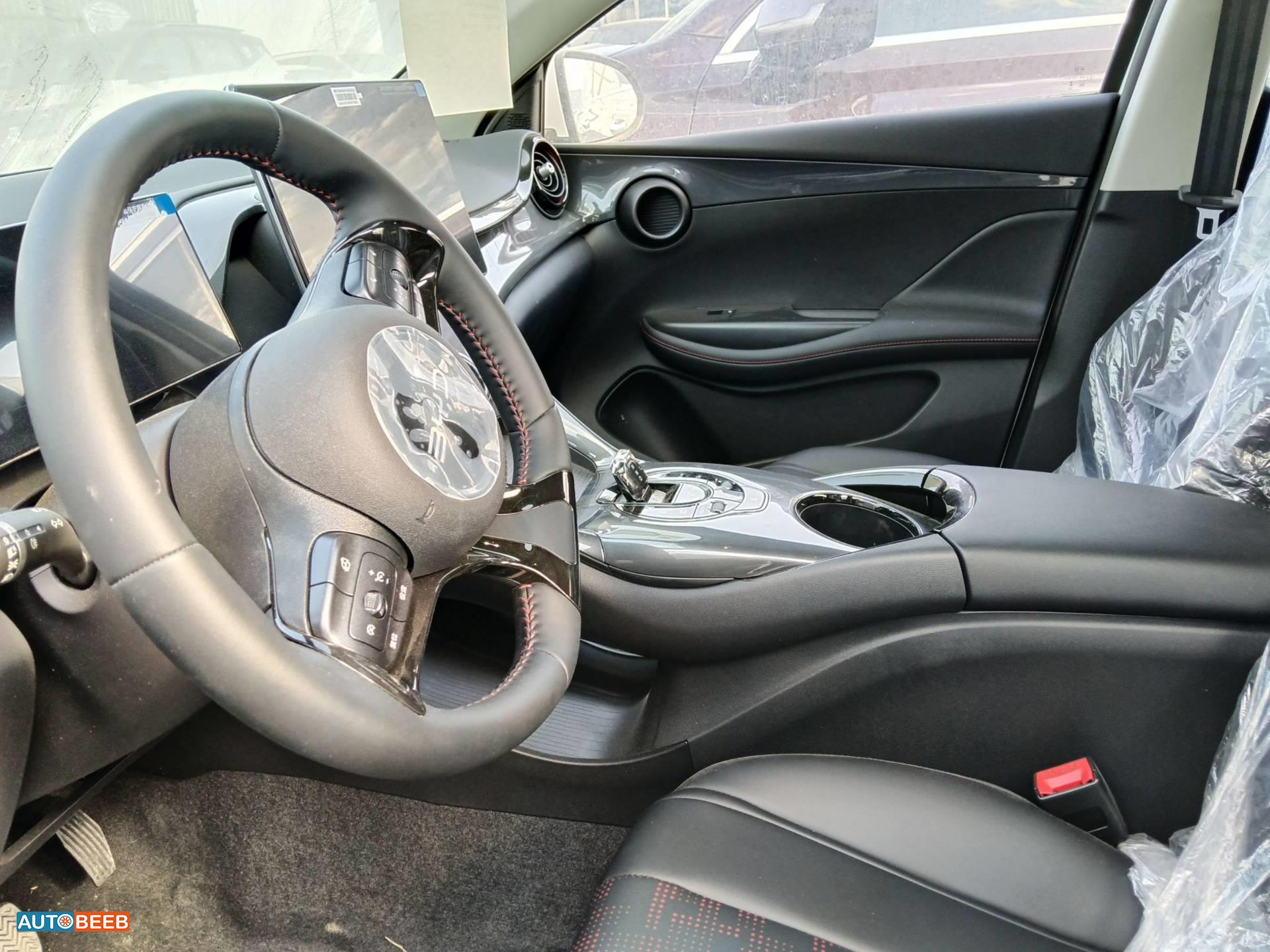 BYD E2 2025