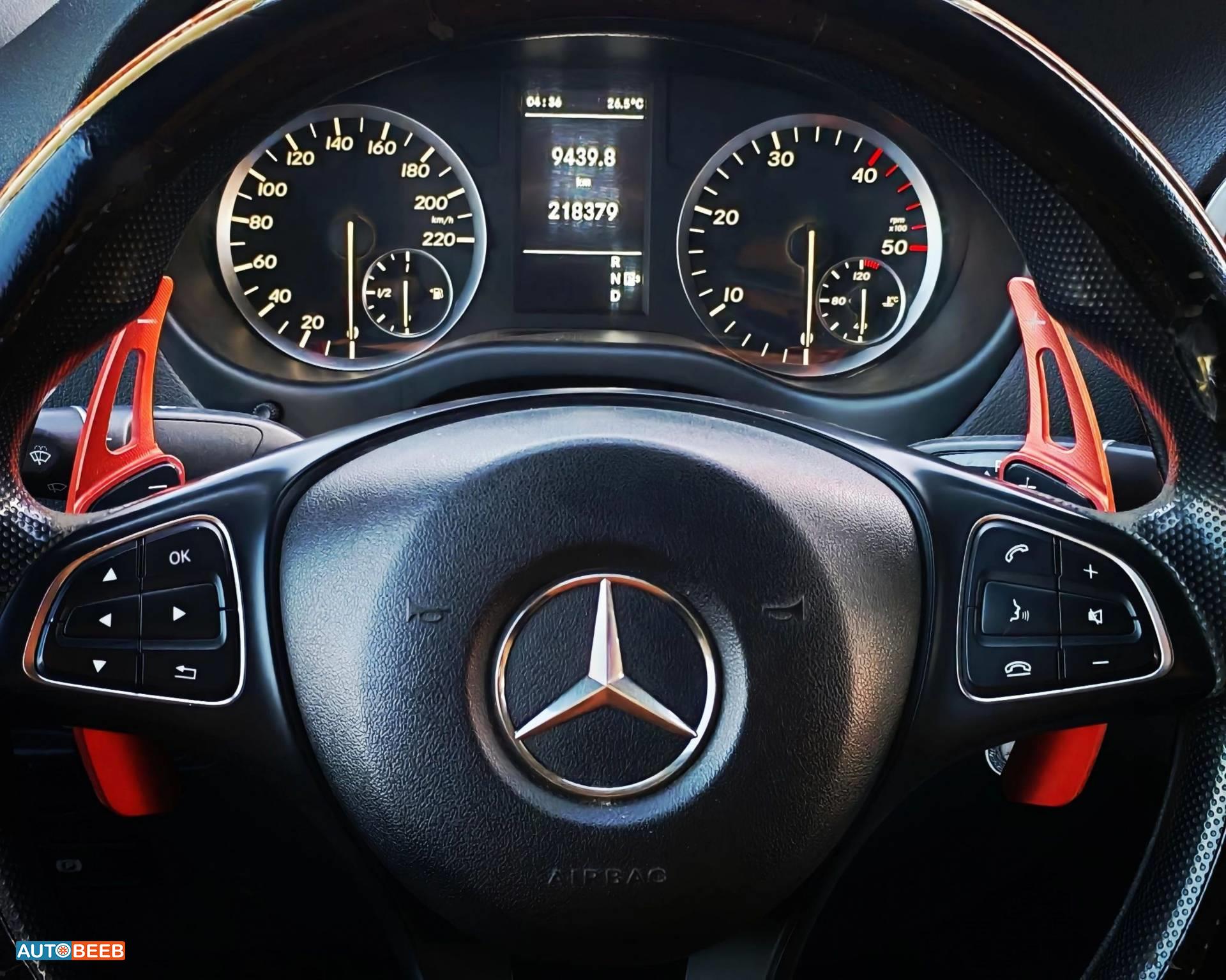 Minivan Mercedes Benz 2017