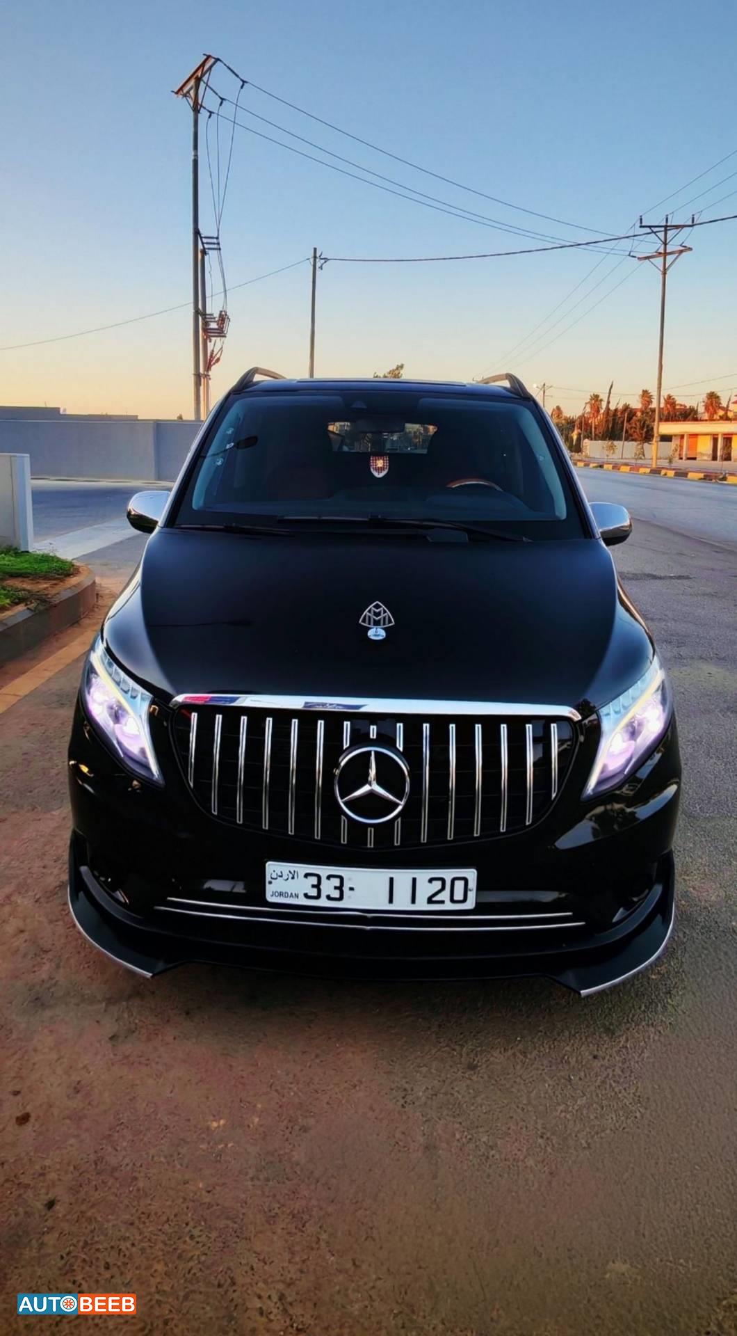 Minivan Mercedes Benz 2017