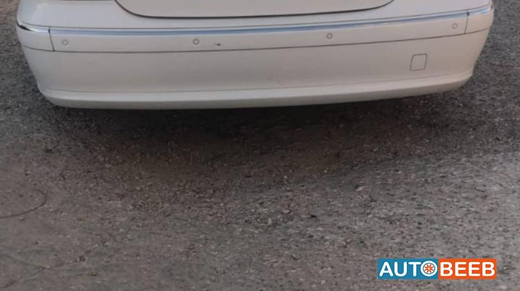 مرسيدس بنز E200 2006