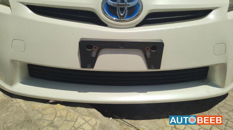 Body  Grilles Toyota Prius