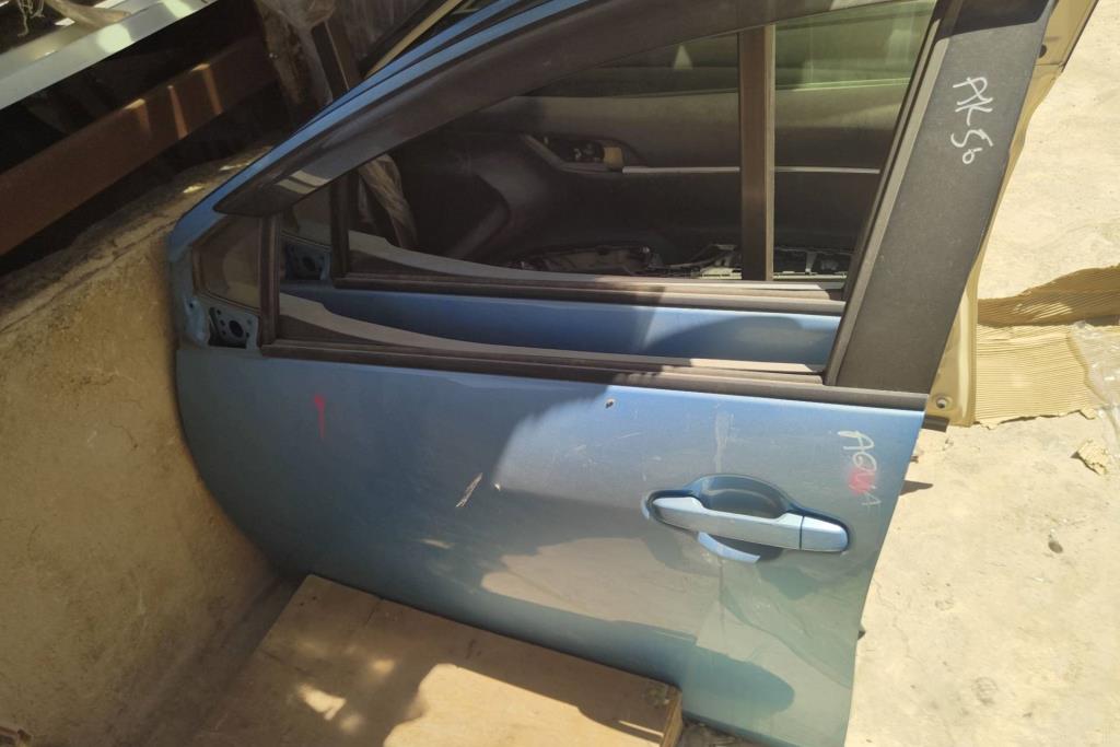 Body  Doors Toyota Prius C