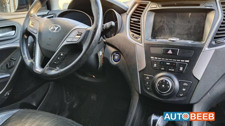 Hyundai Santa Fe 2013
