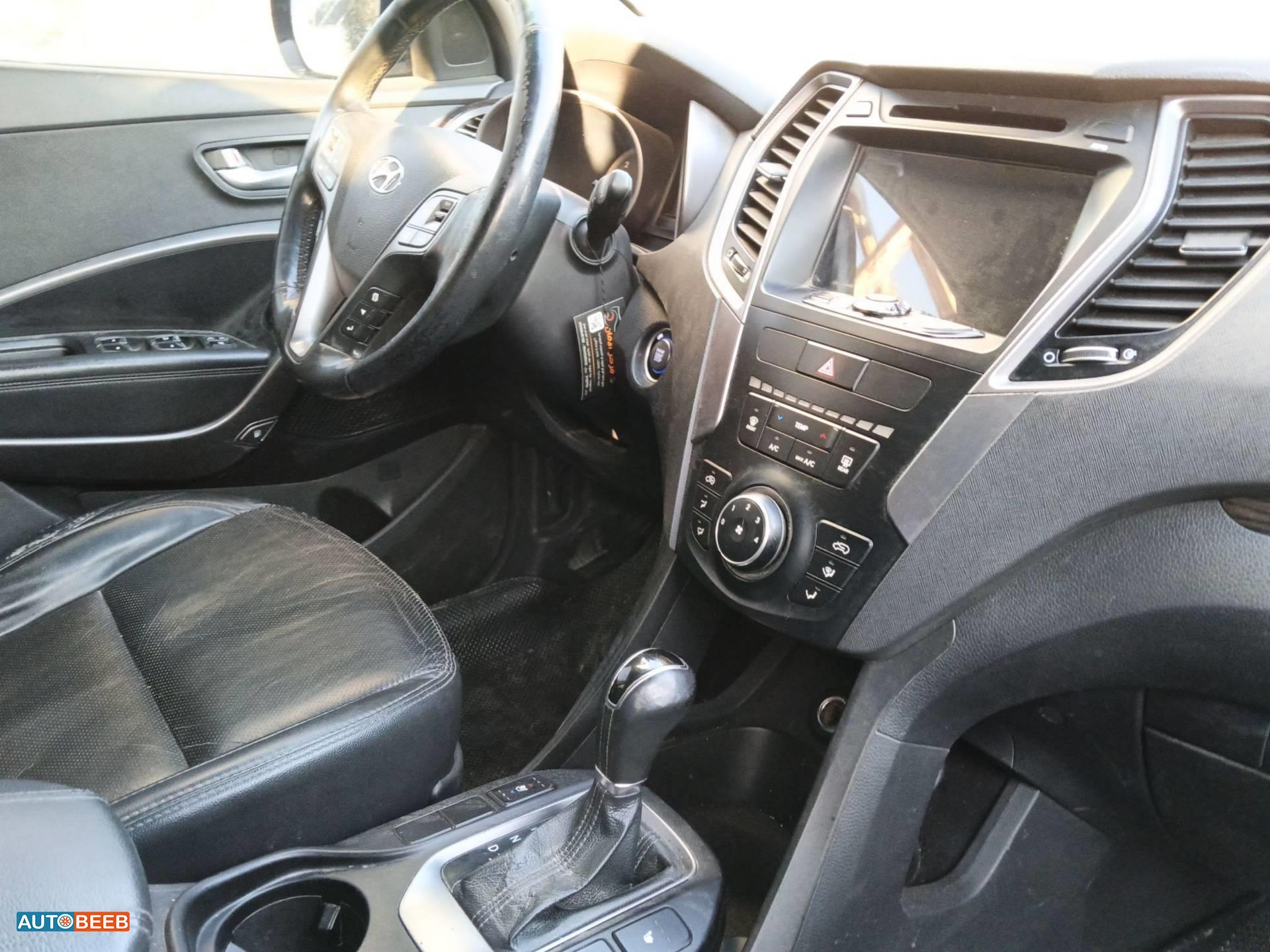 Hyundai Santa Fe 2013