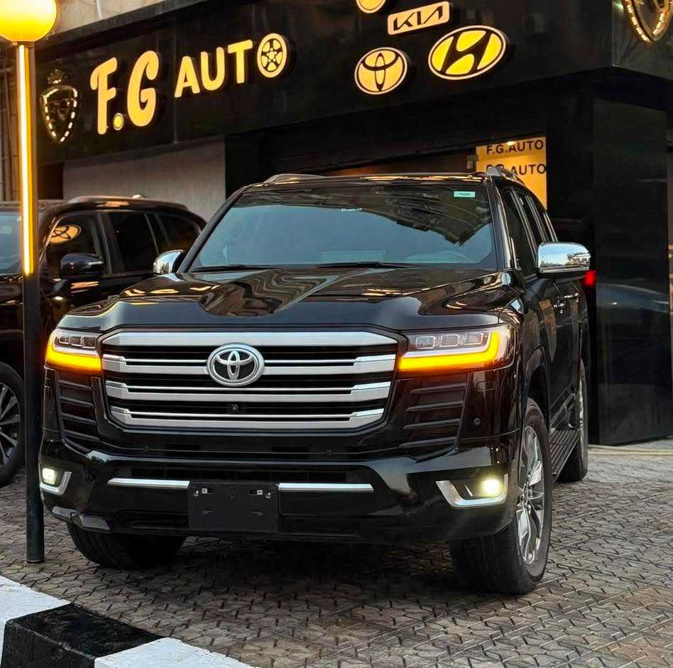 Toyota Land Cruiser 2024