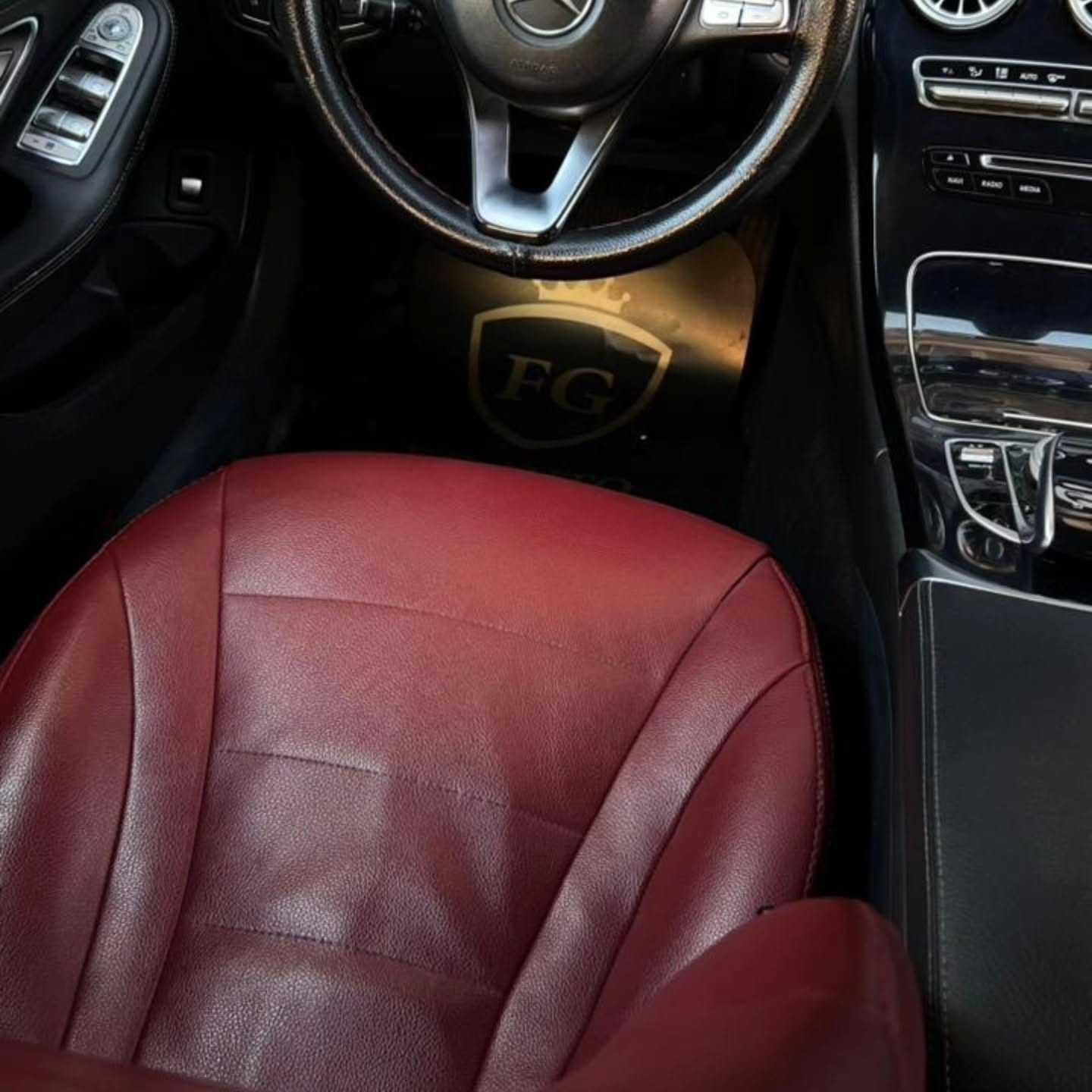 Mercedes Benz C180 2015