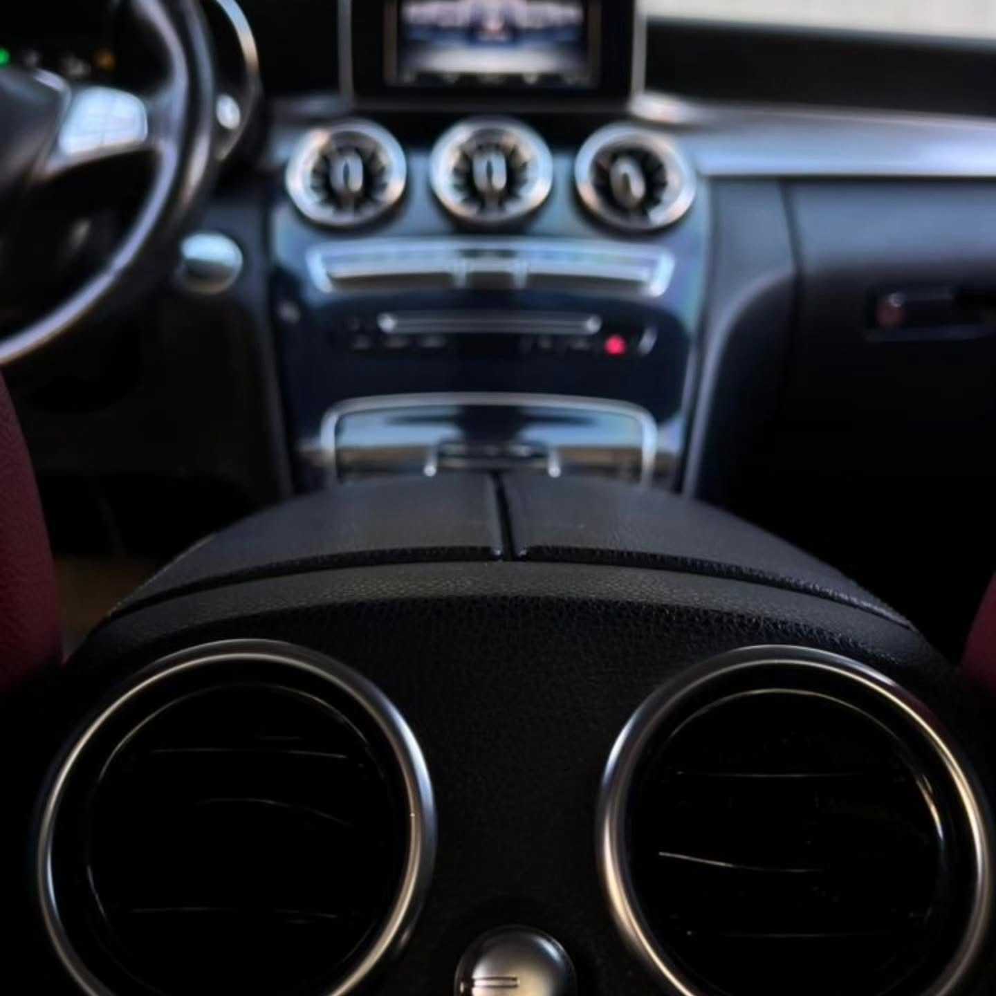 Mercedes Benz C180 2015