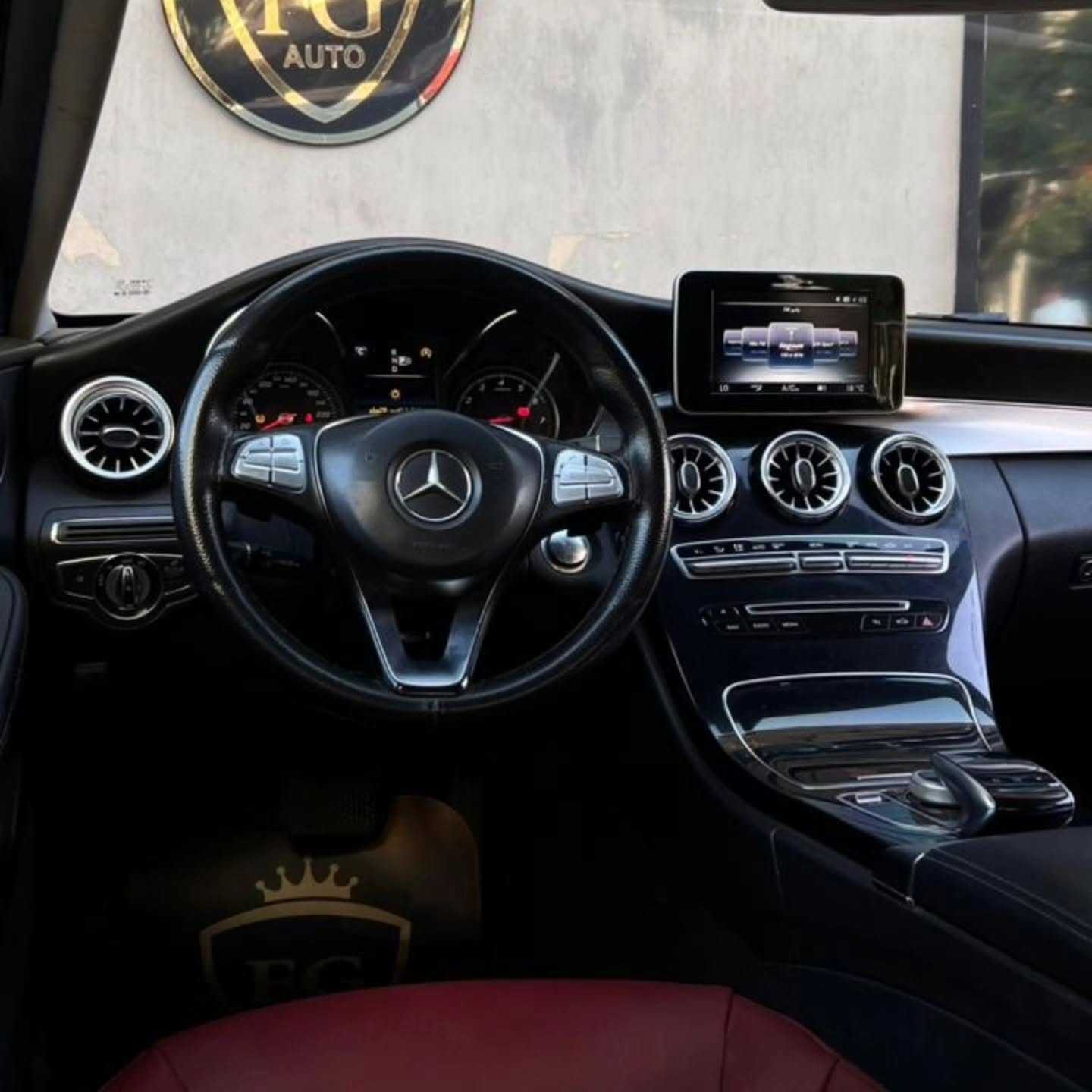 Mercedes Benz C180 2015