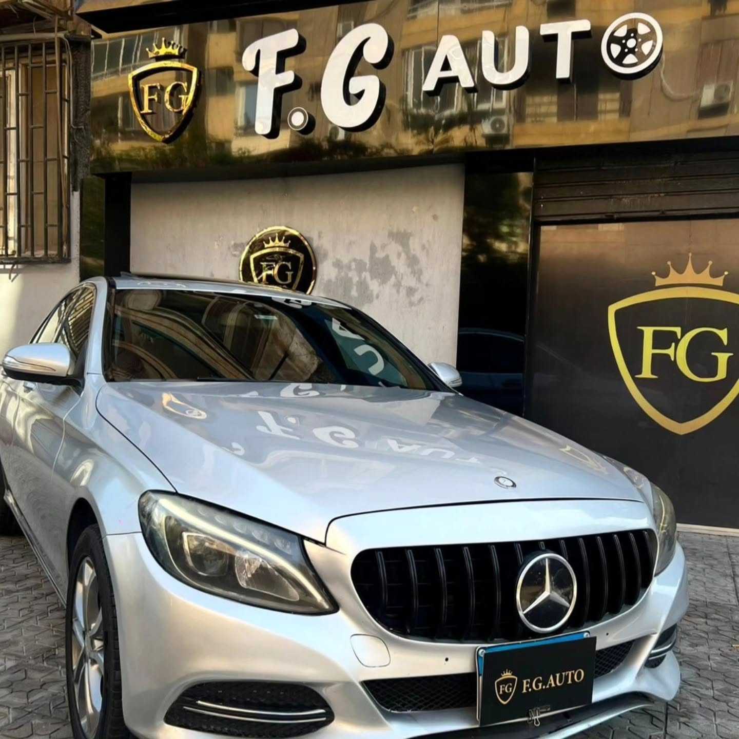 Mercedes Benz C180 2015