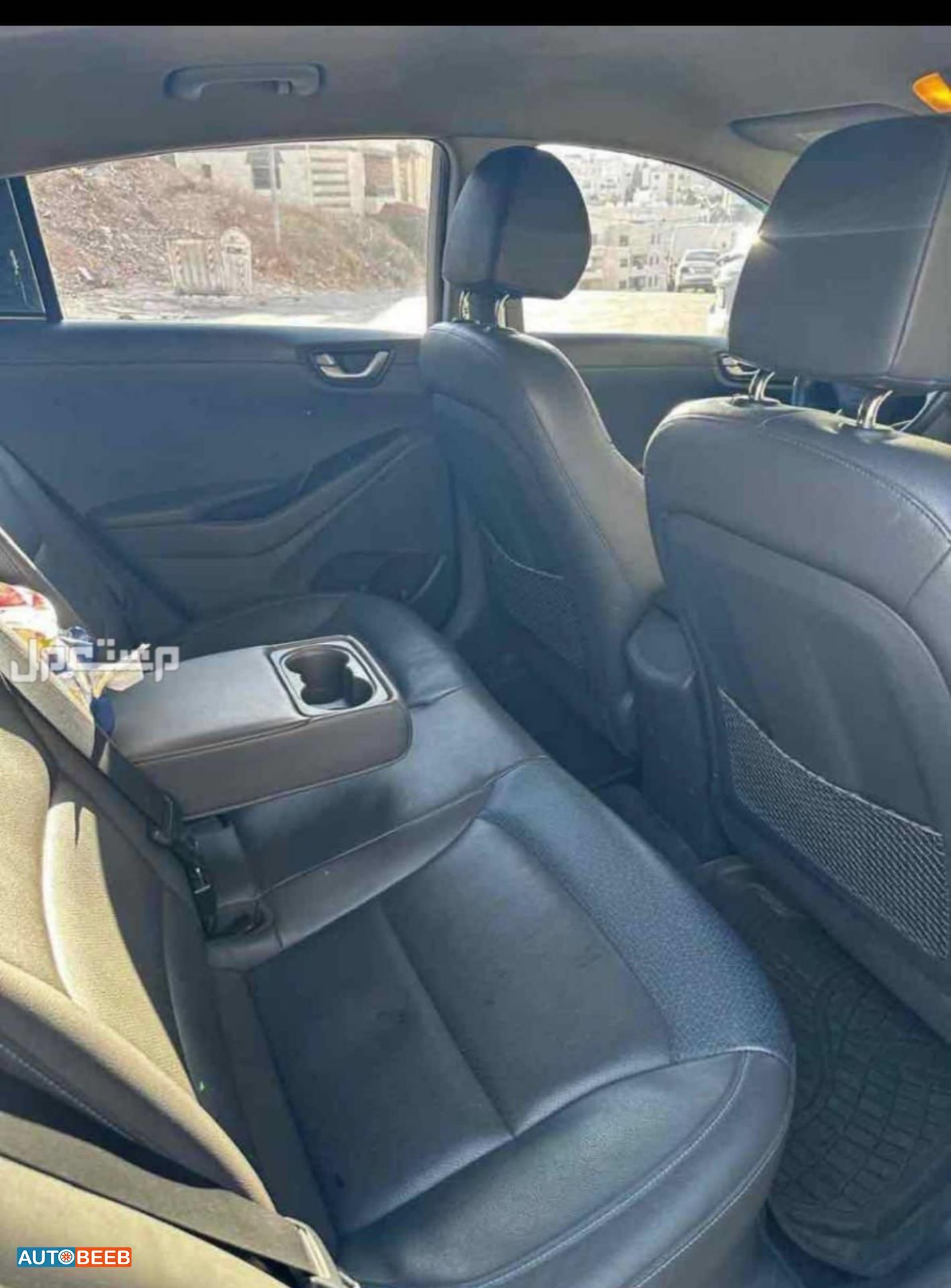 Hyundai Ioniq 2017
