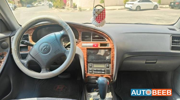 Hyundai Avante 2000