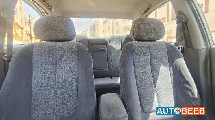 Hyundai Avante 2000