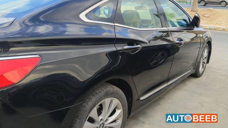 Hyundai Azera 2012