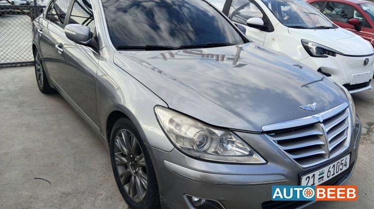 Hyundai Genesis 2011