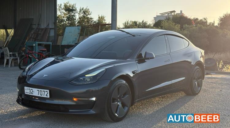 Tesla 3 2023