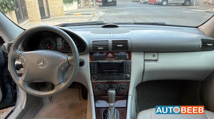 مرسيدس بنز C200 2006