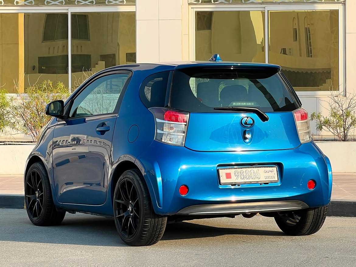 Toyota iQ 2012
