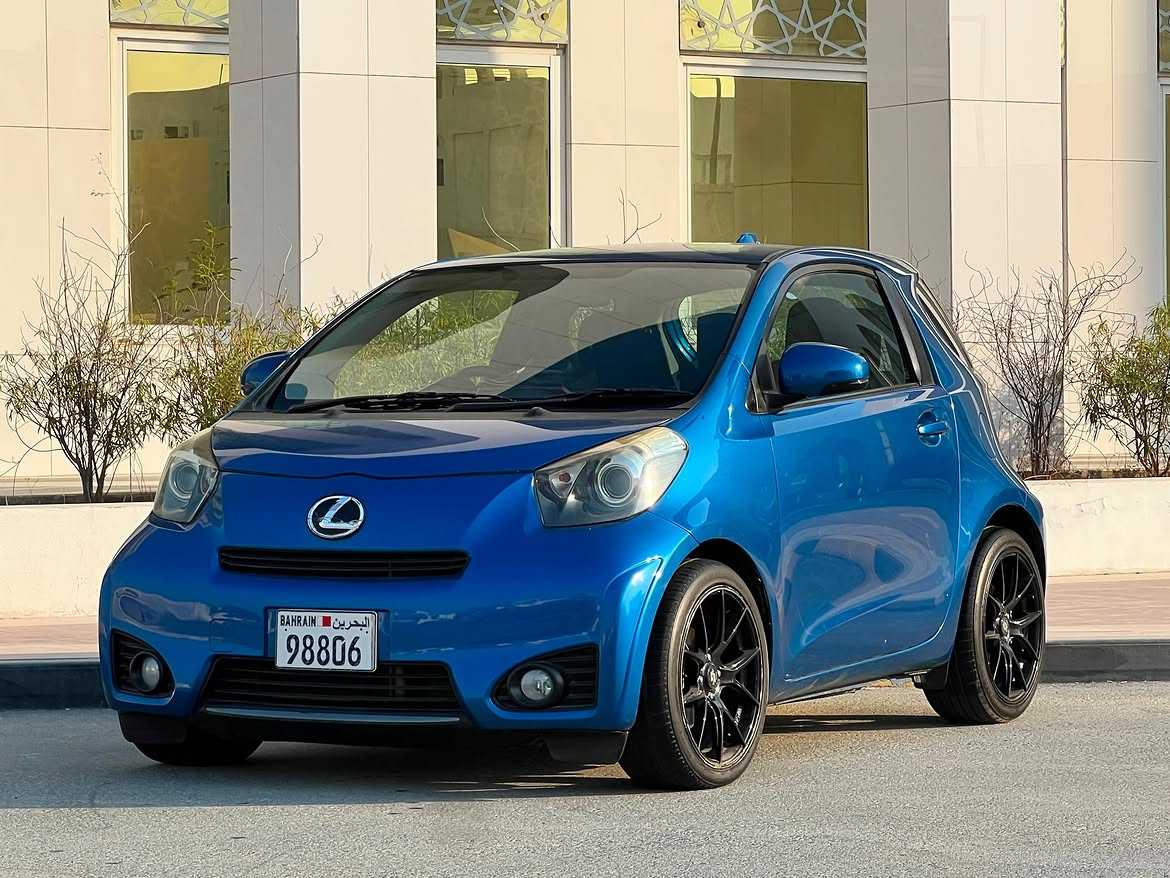 Toyota iQ 2012