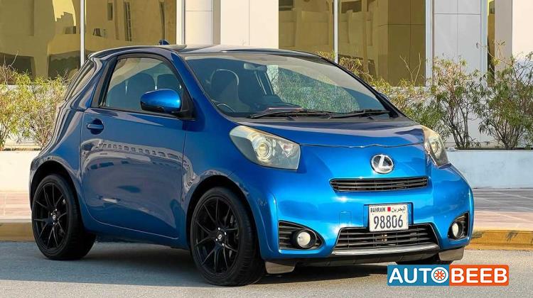 Toyota iQ 2012