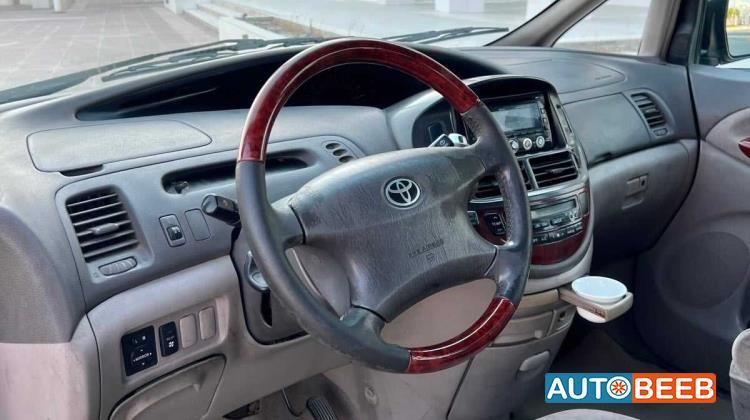 Toyota Previa 2002