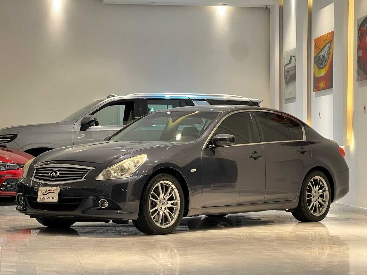 Infiniti G25 2014