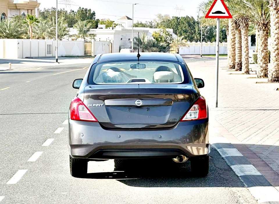 Nissan Sunny 2021