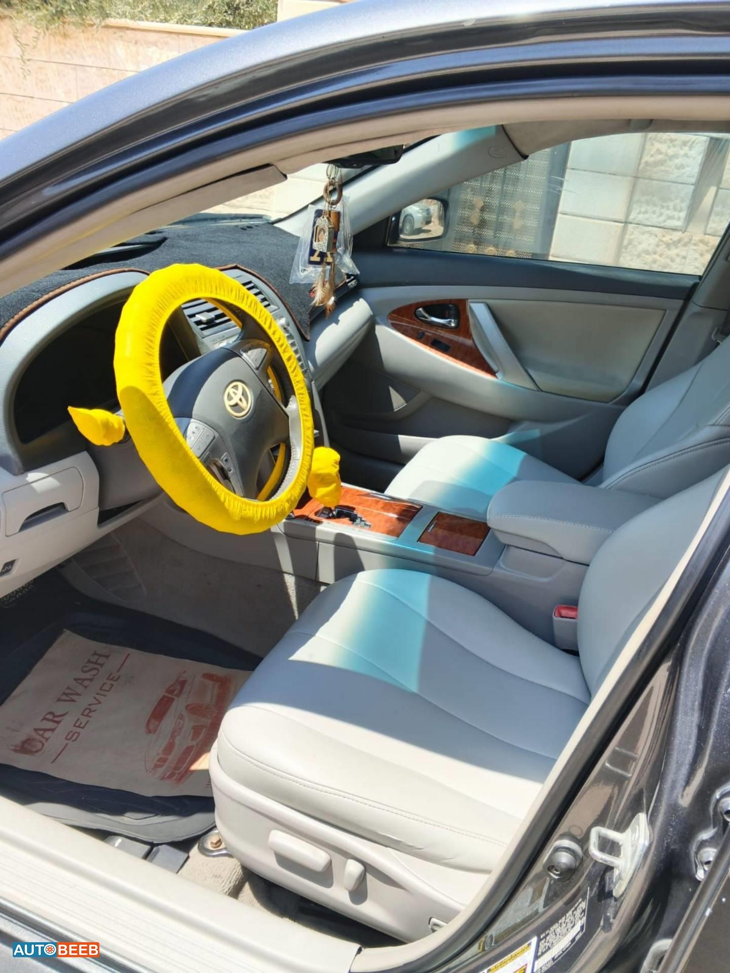 Toyota Camry 2010