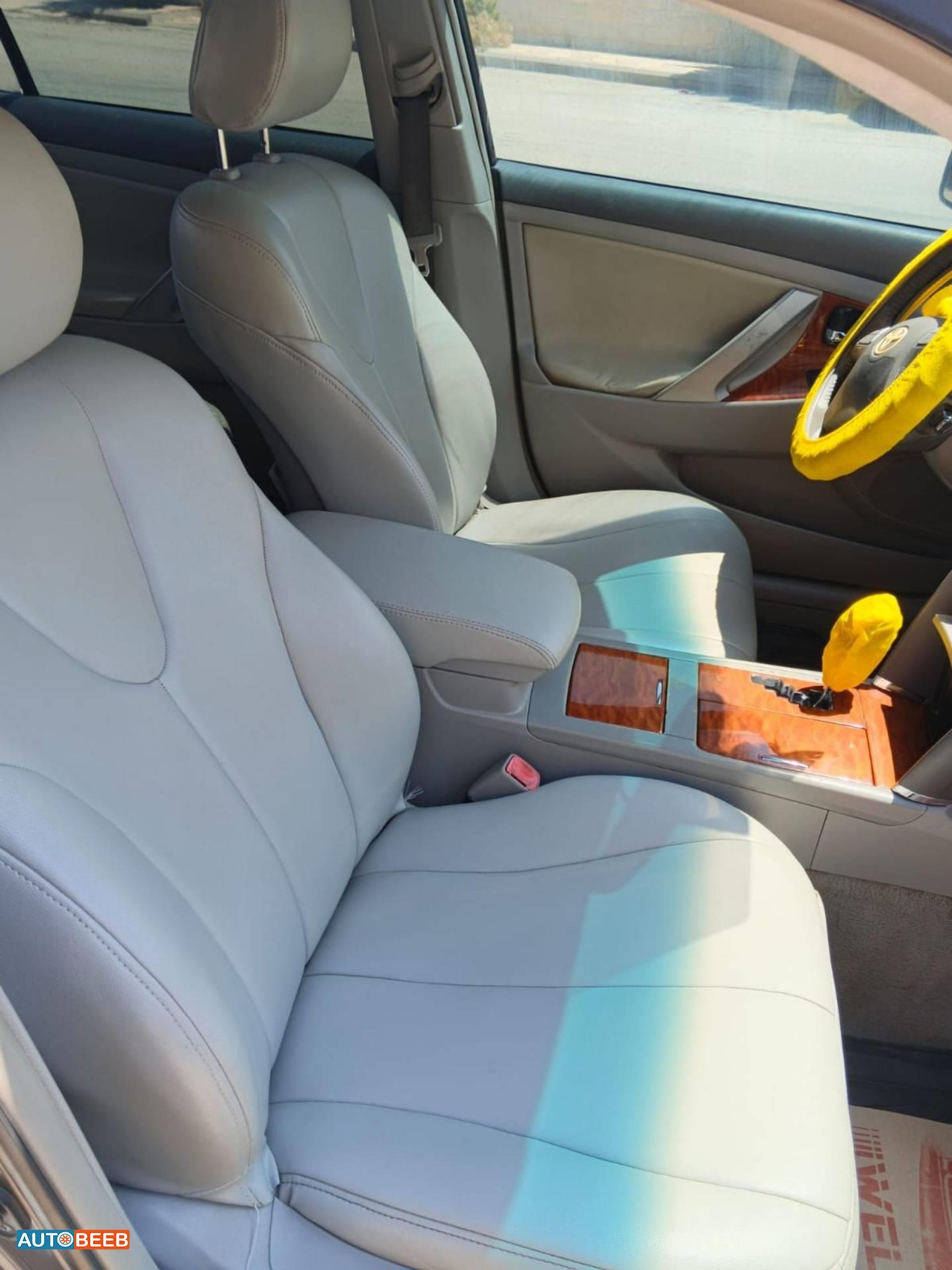 Toyota Camry 2010