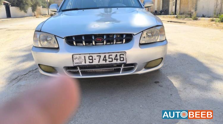 هيونداي فيرنا 2001