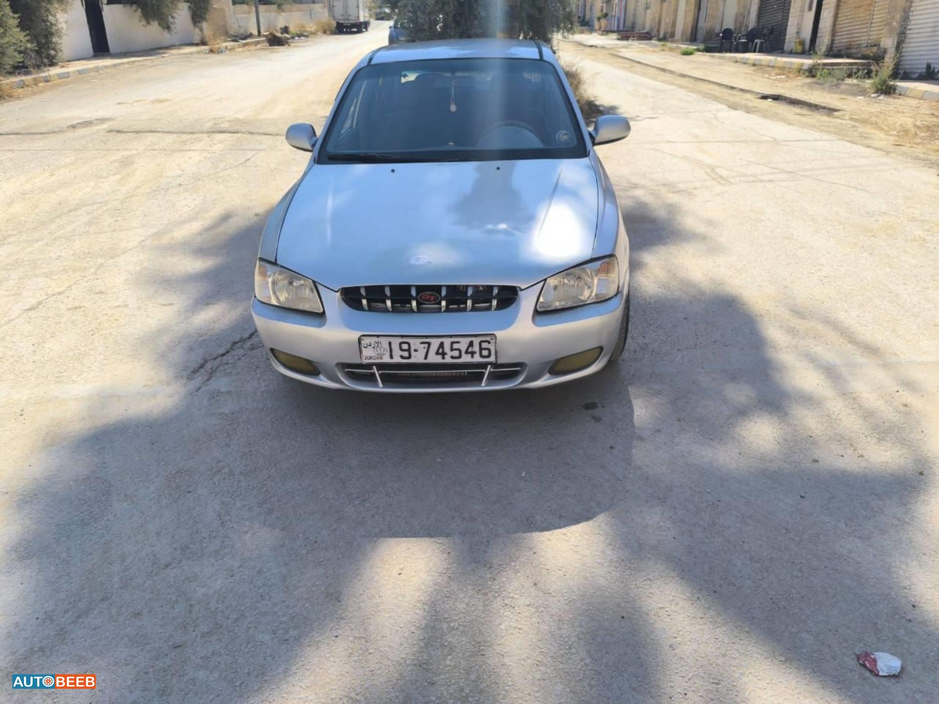 هيونداي فيرنا 2001