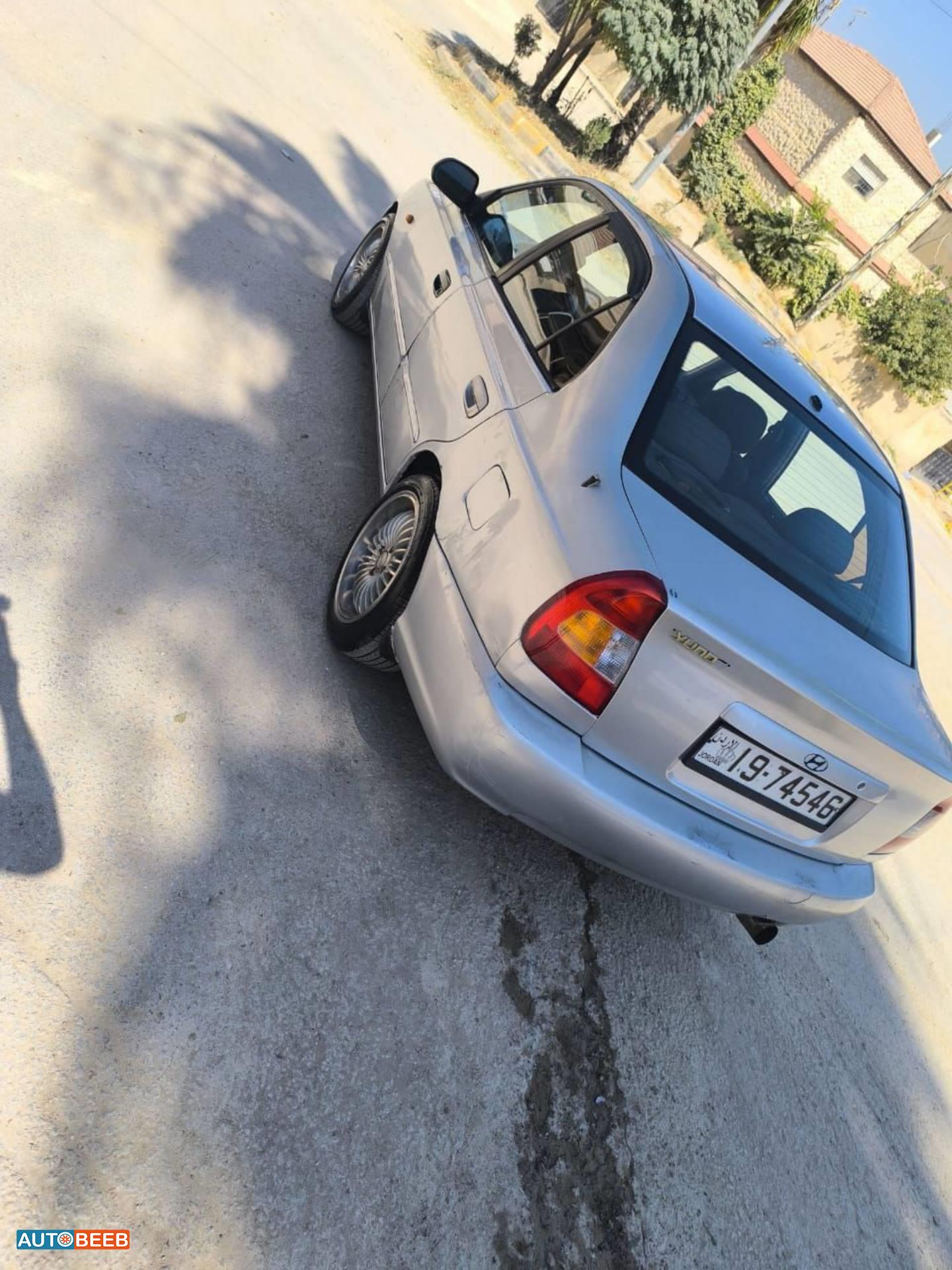 هيونداي فيرنا 2001