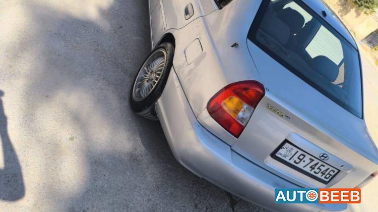هيونداي فيرنا 2001