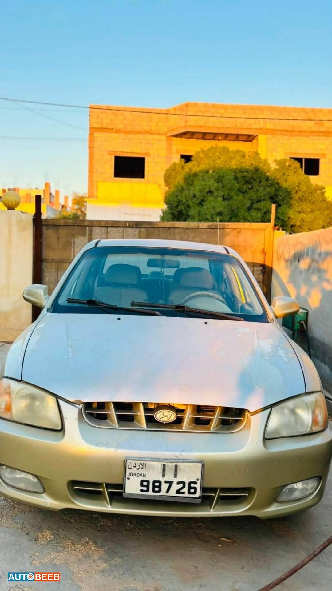 Hyundai Verna 2001