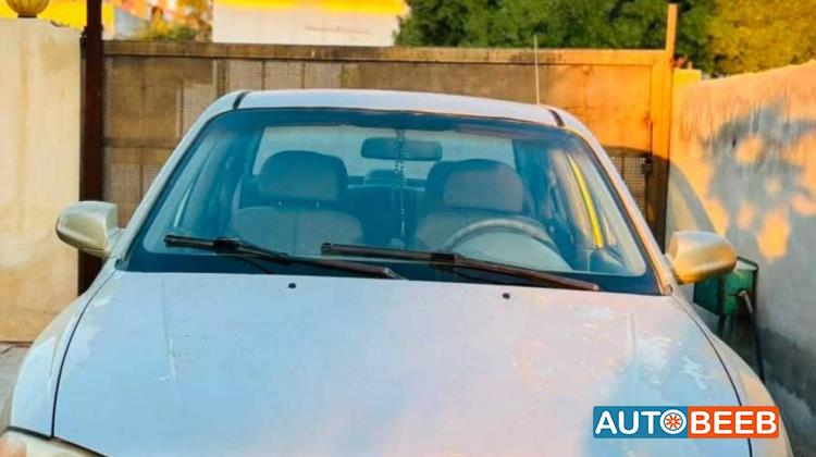 Hyundai Verna 2001