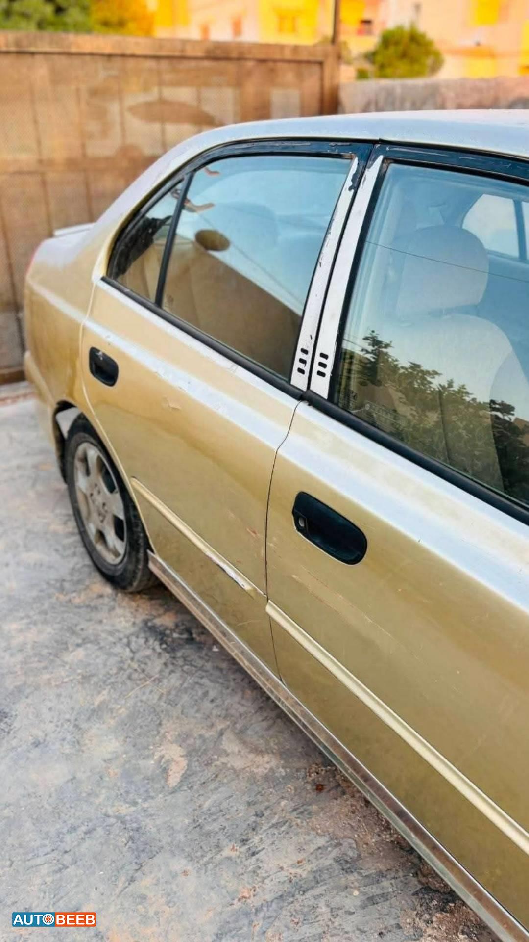 Hyundai Verna 2001