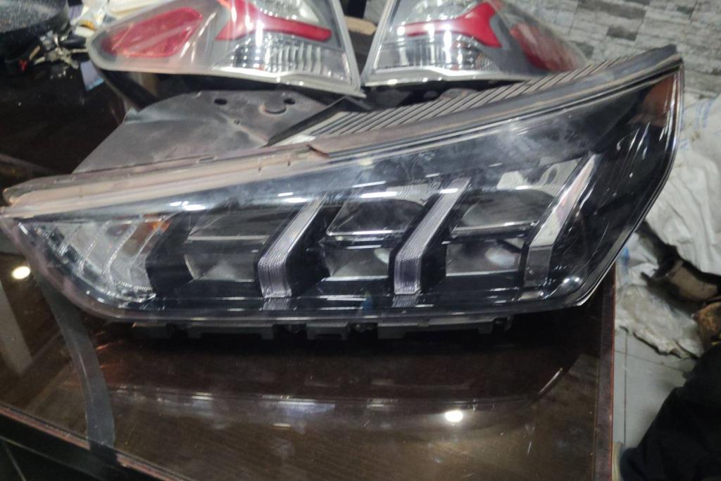 Lights Front light Hyundai Ioniq