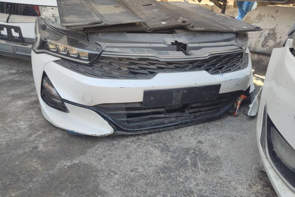Body  Front clip KIA Optima
