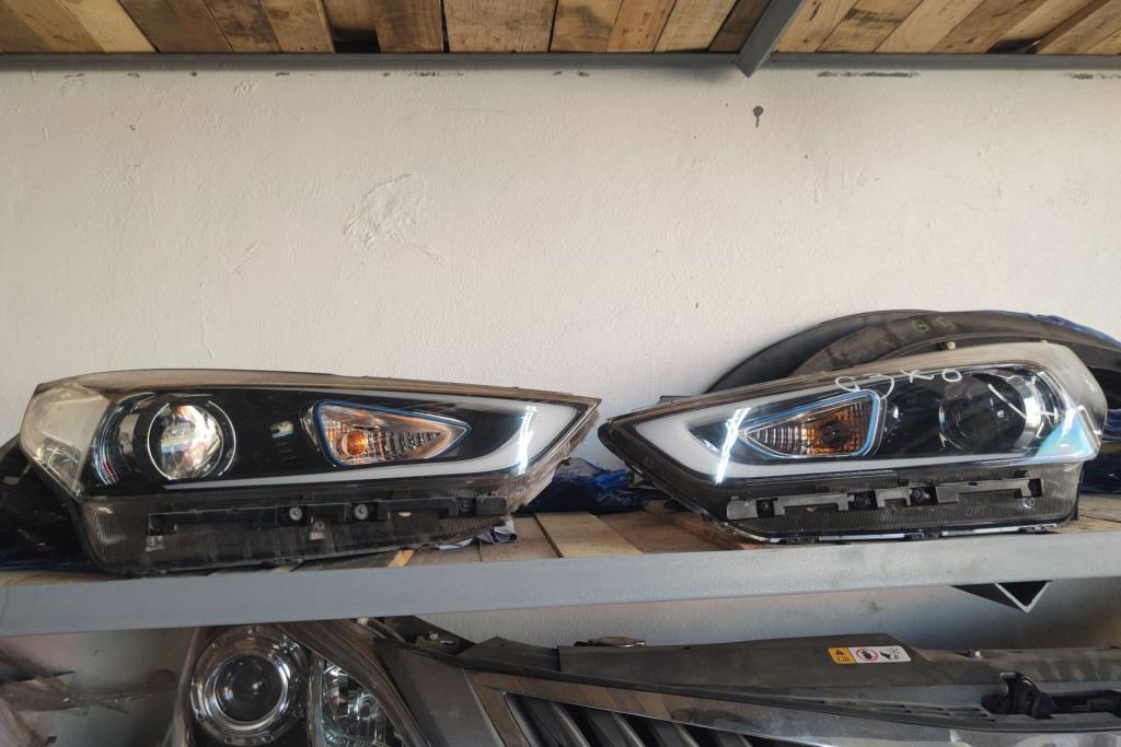 Lights Front light Hyundai Ioniq