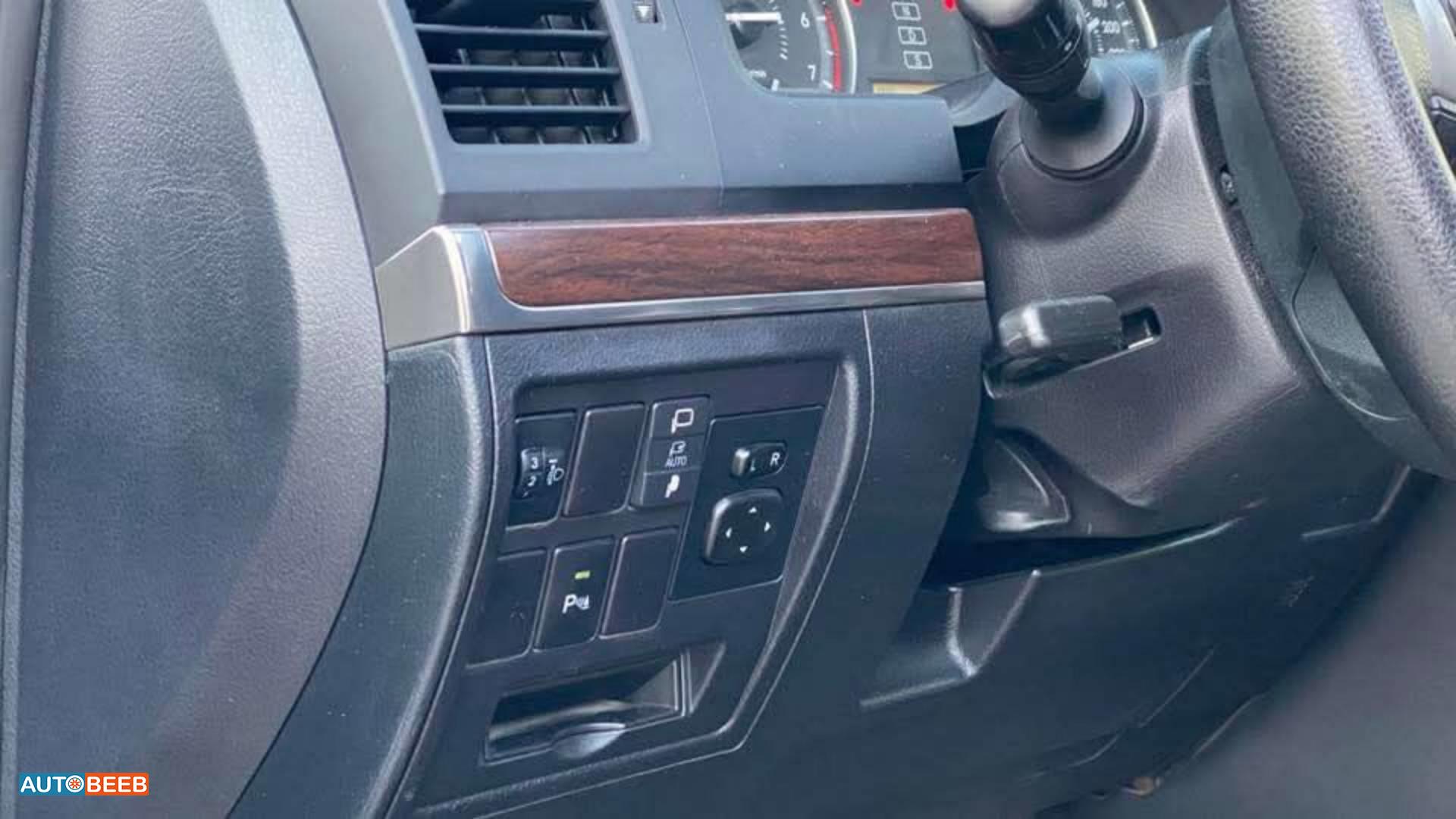 Toyota Land Cruiser 2018