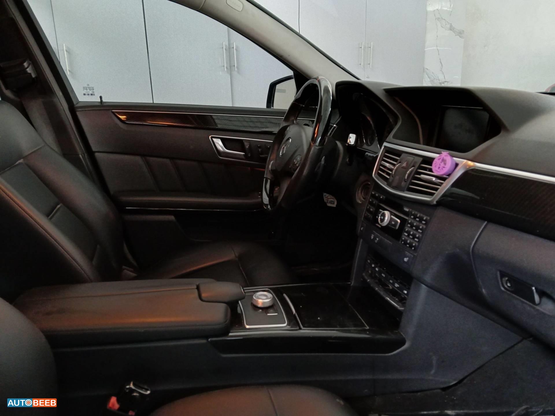 Mercedes Benz E63 AMG 2012