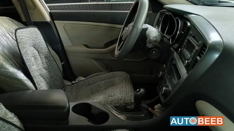 KIA Optima 2011