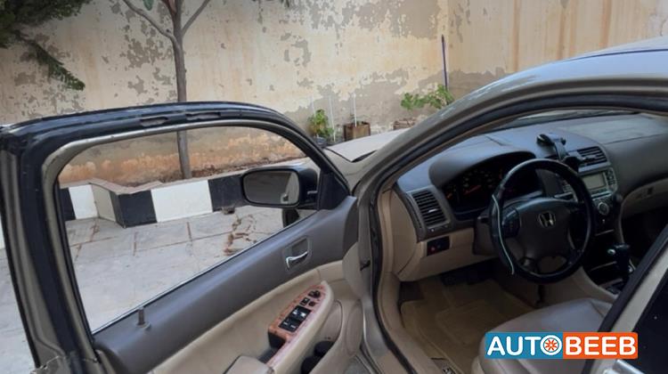 Honda Accord 2005