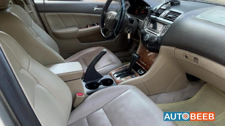 Honda Accord 2005