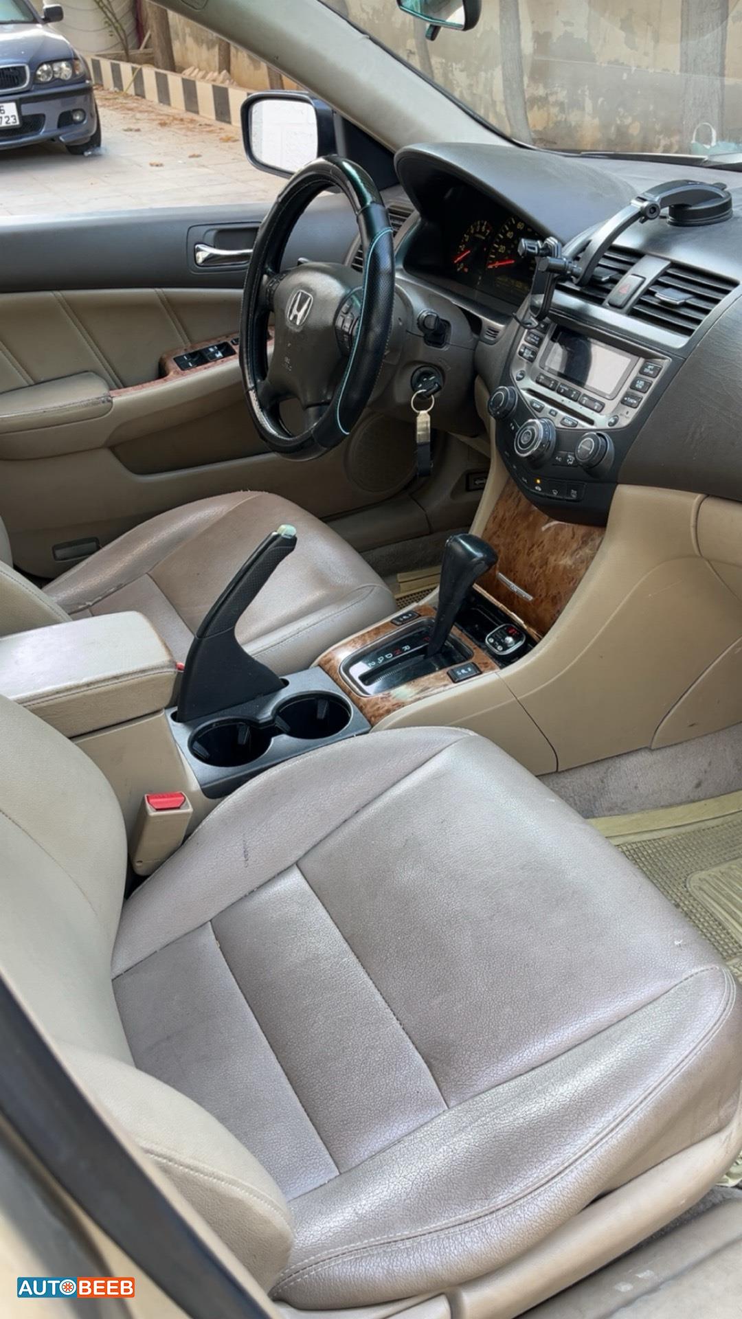 Honda Accord 2005