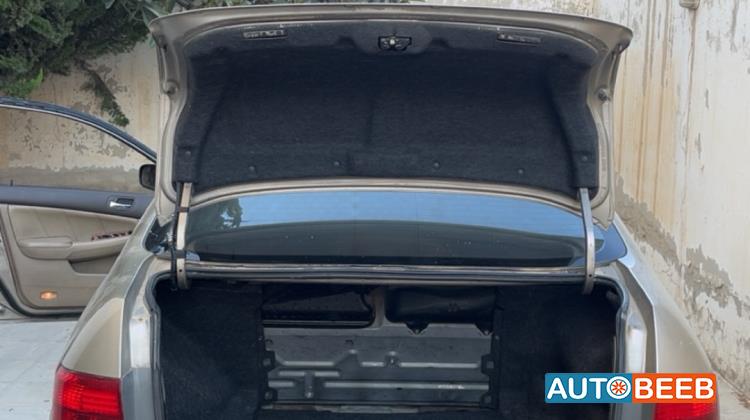 Honda Accord 2005
