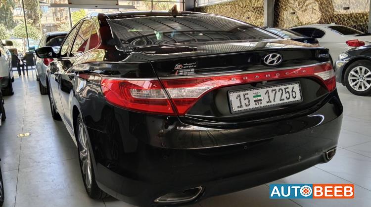 Hyundai Azera 2012