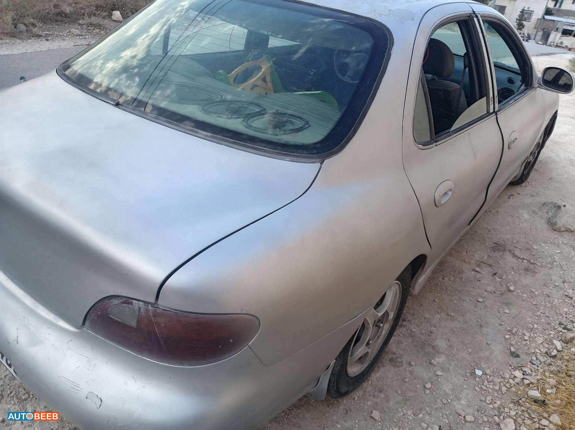هيونداي افانتي 1997